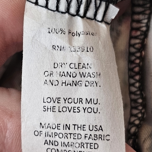 Show Me Your MuMu Kelsey Crushed Velvet Floral Romper in Medium - Picture 9 of 9